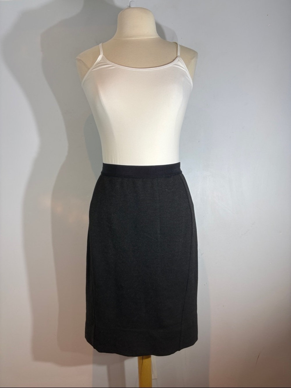 By Malene Birger Charcoal Gray Stretch Pencil Skirt Pull-On Minimalist Size L
